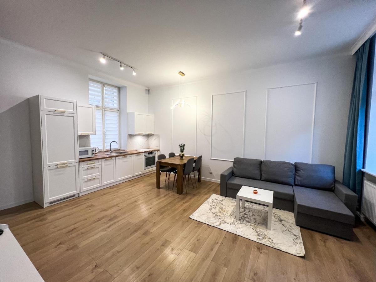 Zlote Apartamenty 6 Legnica Dış mekan fotoğraf